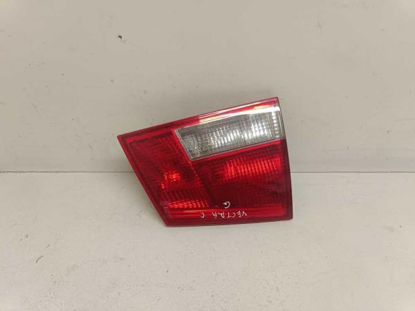 FEU ARRIERE GAUCHE OPEL VECTRA C BREAK - Vue 1